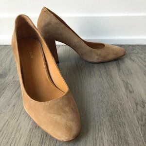 Rivecour Pumps Size 6.5 (US) - Suede Beige - Never worn